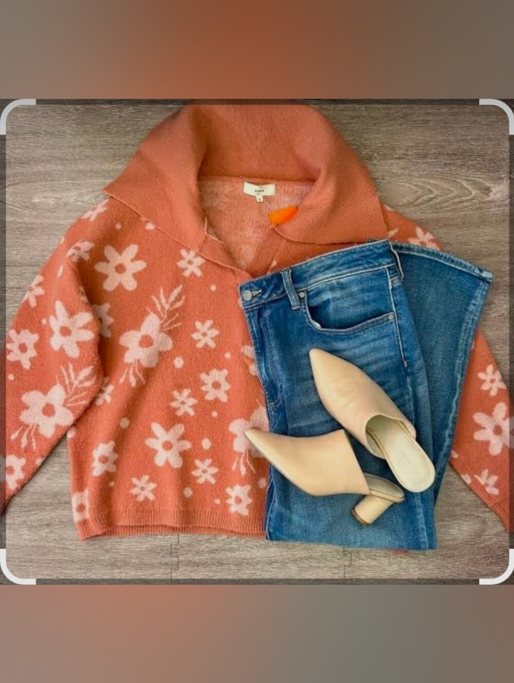 143 Story cozy rust-orange knit sweater featuring an oversized collar Small